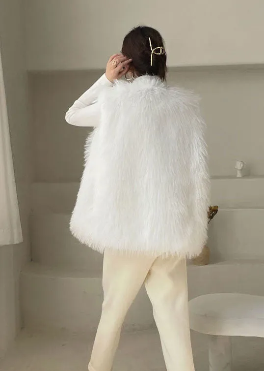 Chic White Button Fuzzy Fur Tops Sleeveless waistcoat