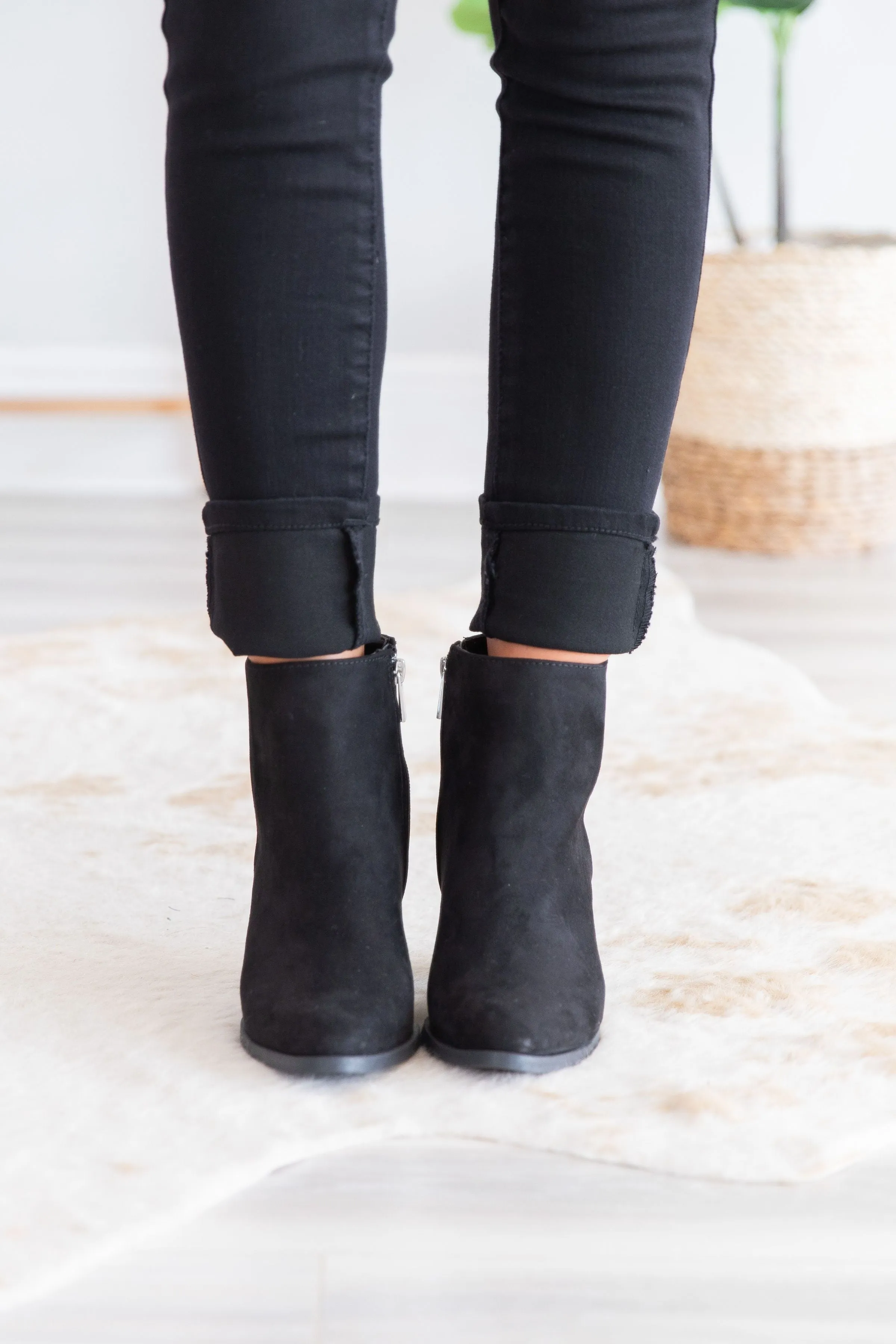 Classic By Nature Black Booties